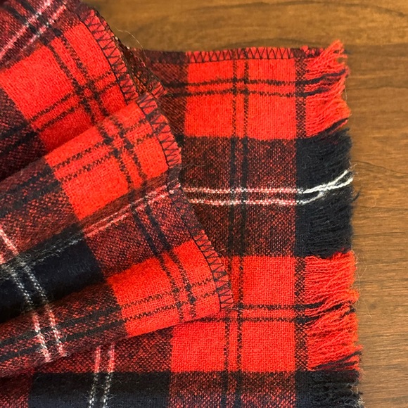 🌟HP🌟VTG 1980s 100% Virgin Wool Stewart Royal Modern Tartan Scarf USA - Picture 7 of 8